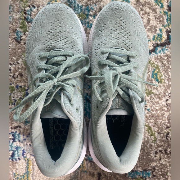 Mint Green ASICS Gel-Cayano 29 running shoes - Picture 1 of 6